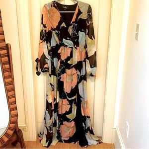 Lulu's Wondrous Waterlilies Black Floral Print Slit Leg Long sleeve Maxi Dress